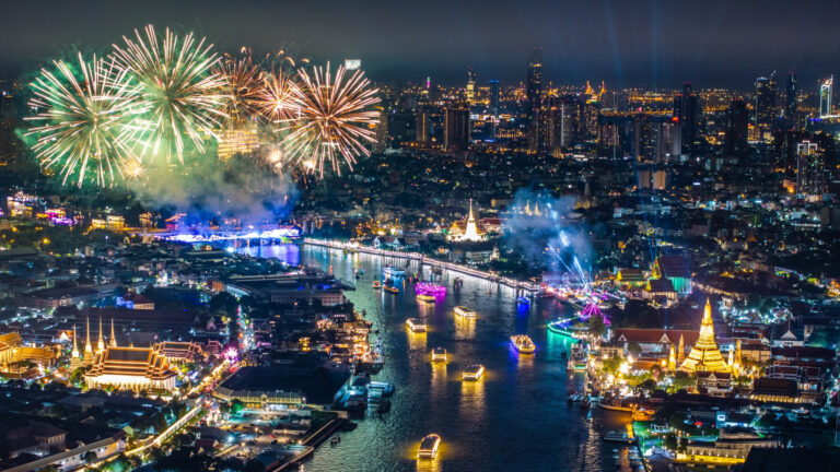 Vijit Chao Phraya 2025 Illuminates Bangkok in Honor of Her Majesty Queen Sirikit, The Queen Mother